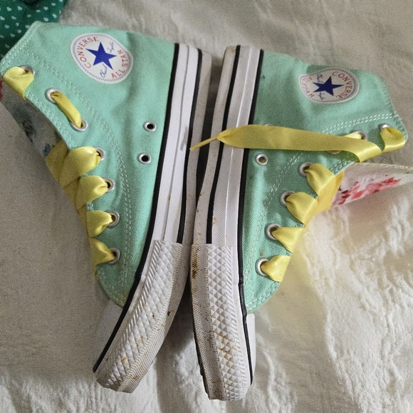 Custom Converse All Star High Tops women's size 8 - Picture 2 of 7
